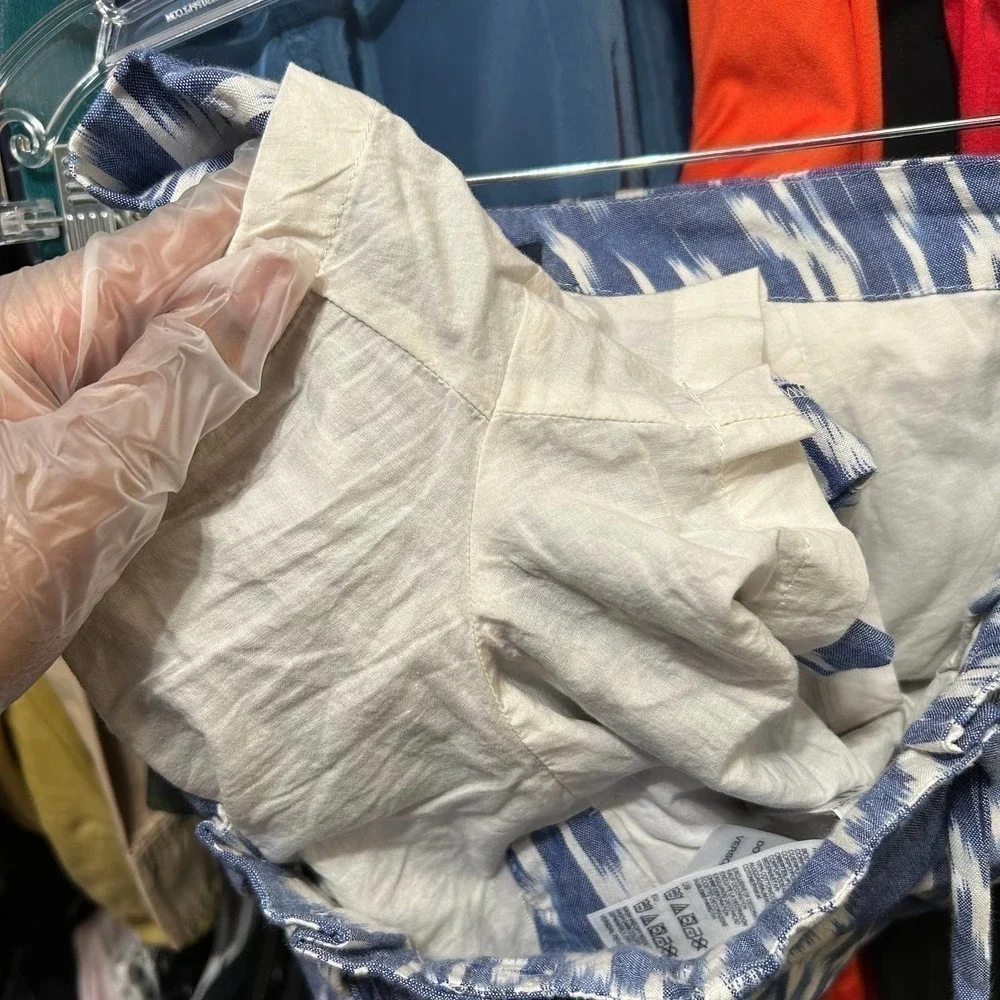 Tommy Hilfiger Beachy Blue and White Belted Bermuda Shorts Size 8 - 